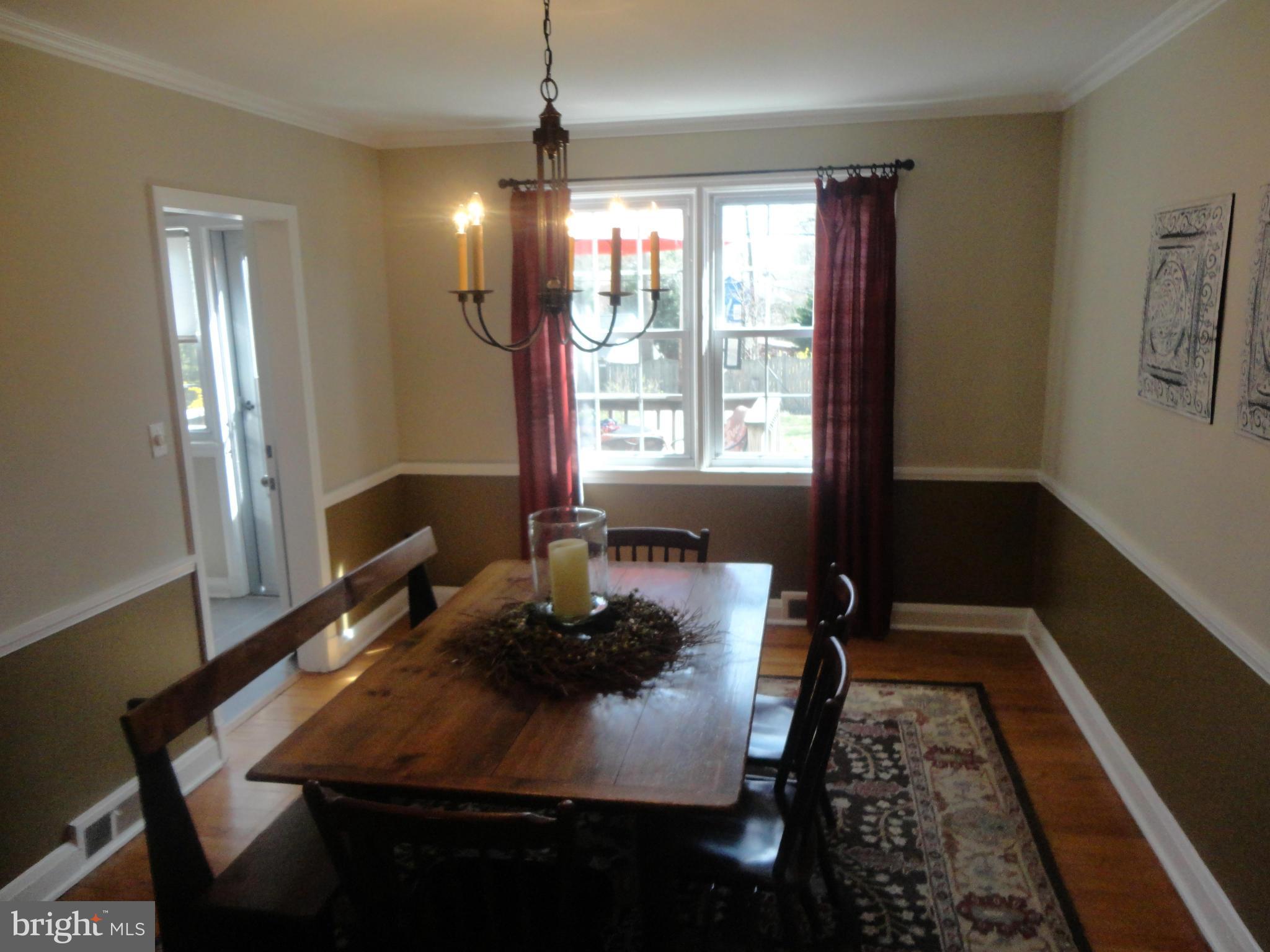 117 Overbrook Road Baltimore, MD 21212 - Photo 12 of 30 Dining Room