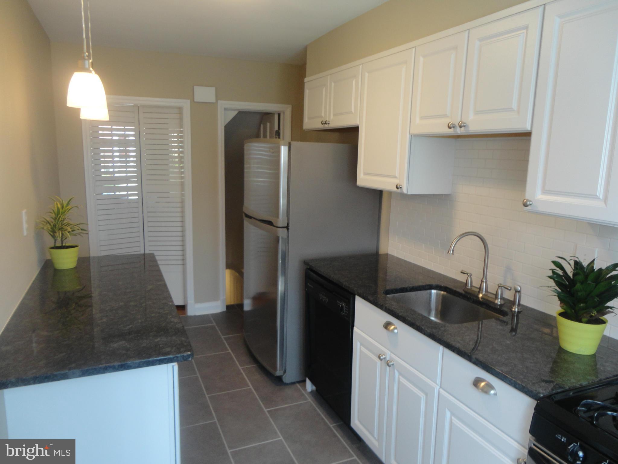 117 Overbrook Road Baltimore, MD 21212 - Photo 13 of 30 Kitchen