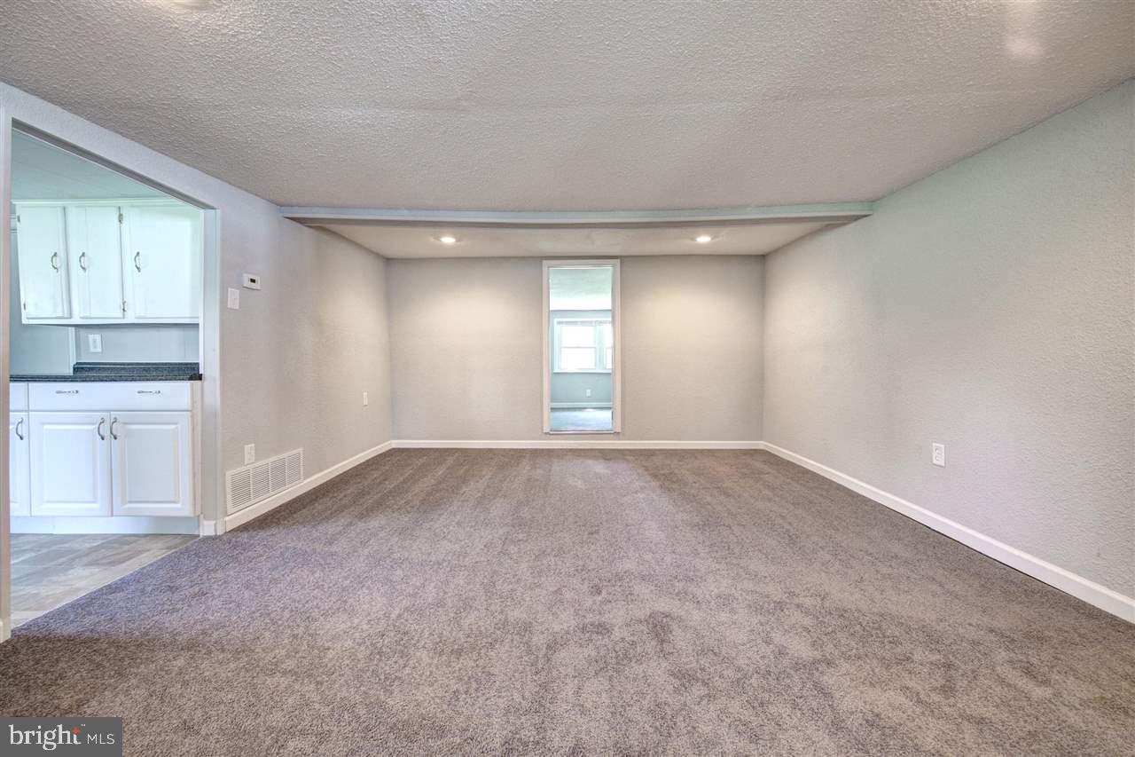 95 Country Club Road Abbottstown, PA 17301 - Photo 8 of 28 Gallery Image 8