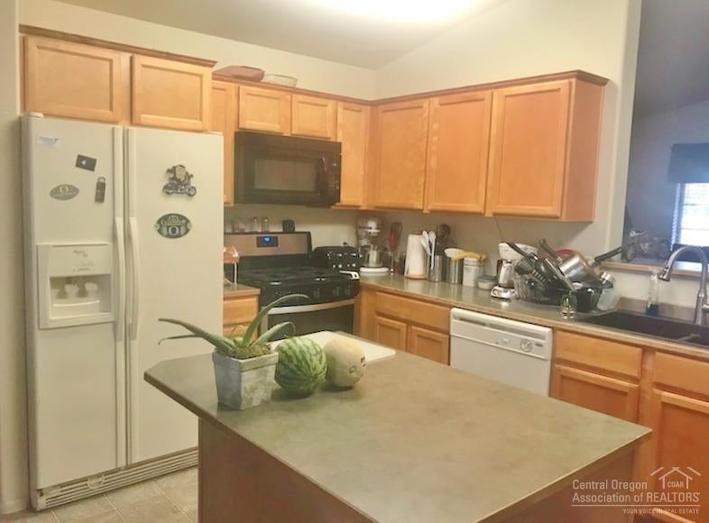 2675 Northeast Apollo Road Prineville, OR 97754 - Photo 4 of 7 Additional Photo