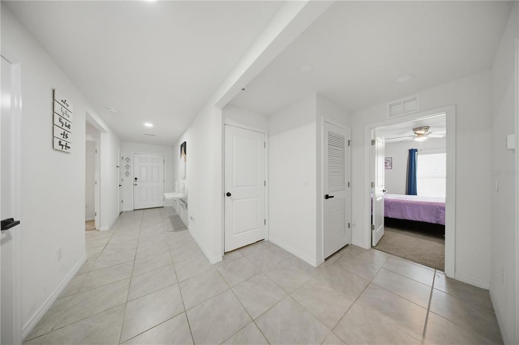 16402 Southwest 17th Terr Road Ocala, FL 34473 - Photo 6 of 30 Gallery Image 6
