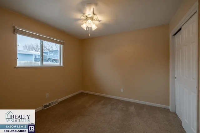 $325,000 | 1881 Shumway Avenue, Casper, WY 82601