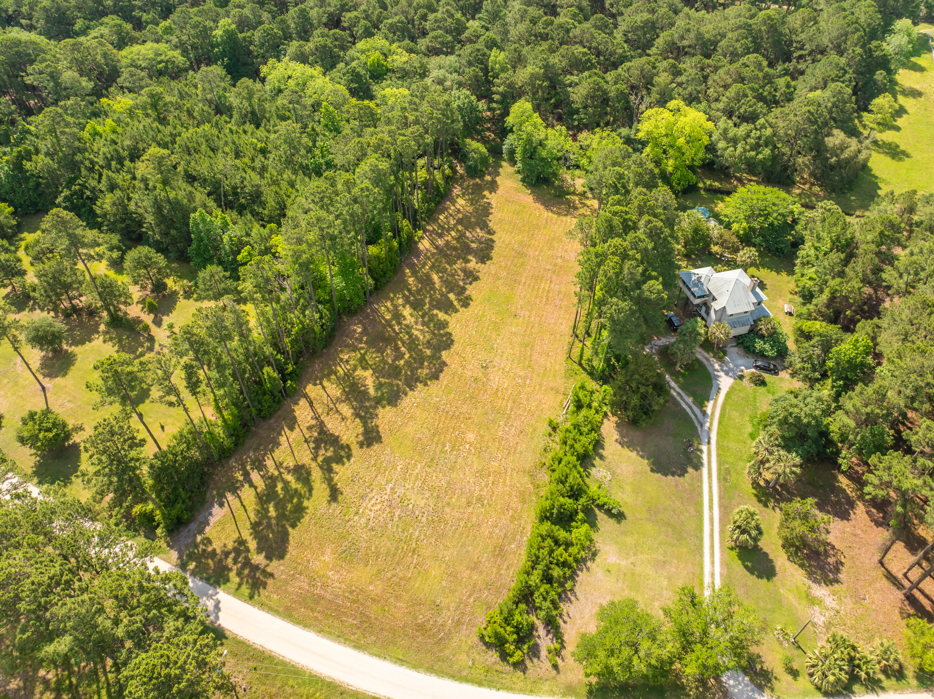 317 McClellan Avenue McClellanville, SC 29458 - Photo 12 of 18 317McClellanAve-KeenEyeMarketing-028
