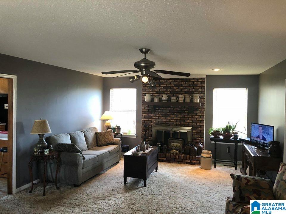 720 Hilltop Road Warrior, AL 35180 - Photo 4 of 9