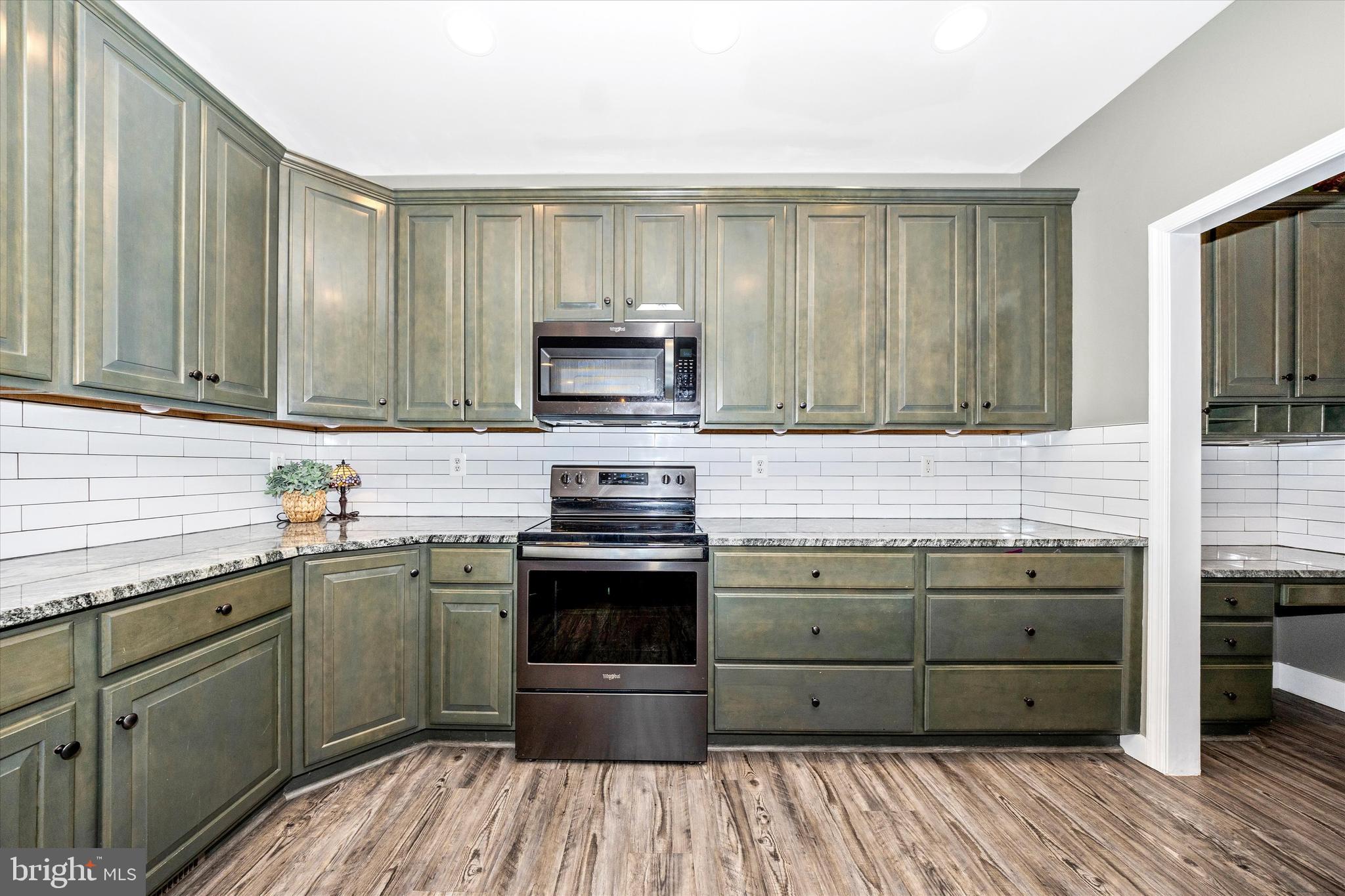 12551 New Windsor Road Union Bridge, MD 21791 - Photo 13 of 60 Cabinet Space