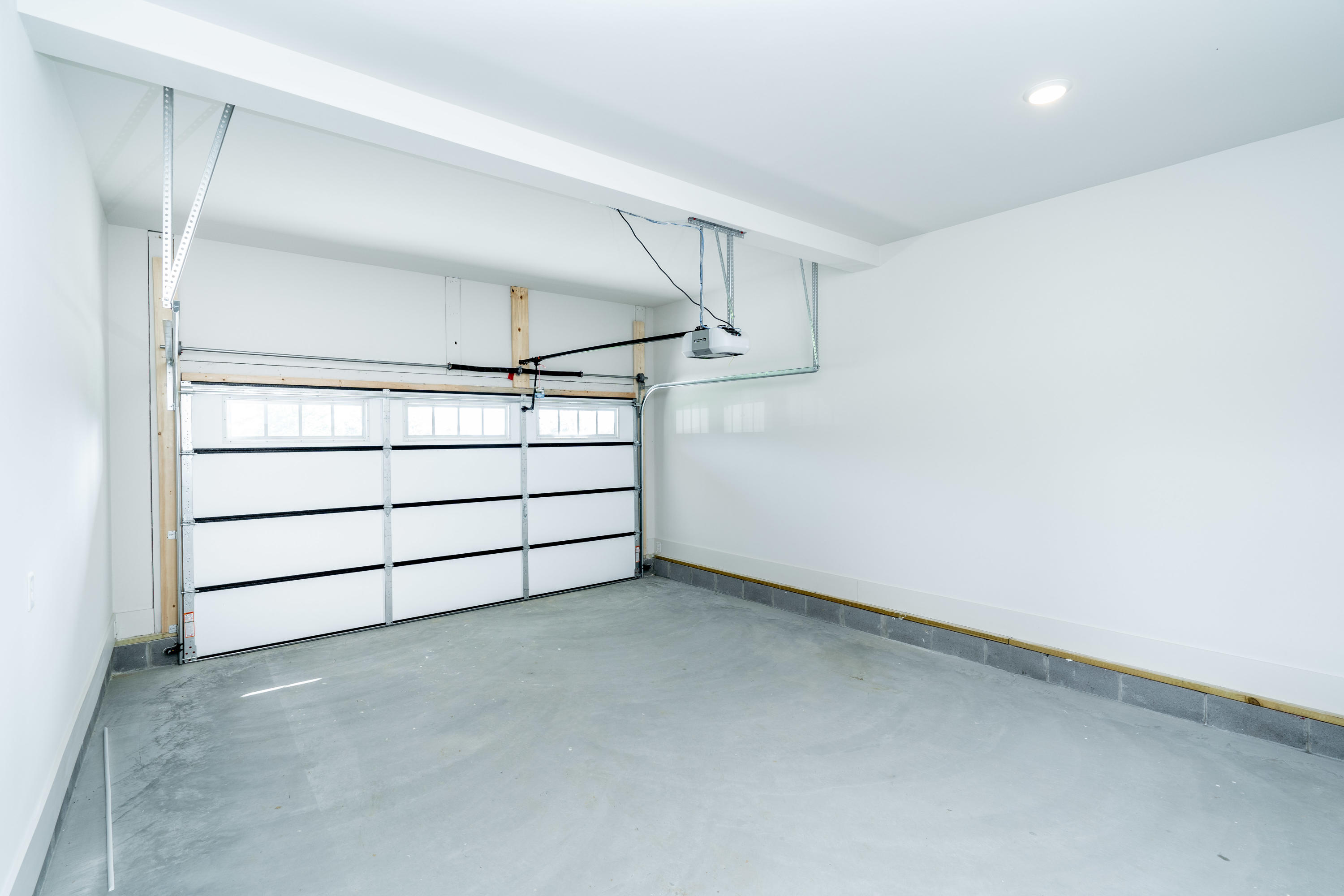 7135 Lea Road, Unit LOT 3 Chattanooga, TN 37421 - Photo 36 of 40 Double Car Garage