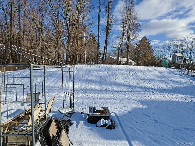 $375,000 | 241 Freida Street, Montgomery, NY 12549