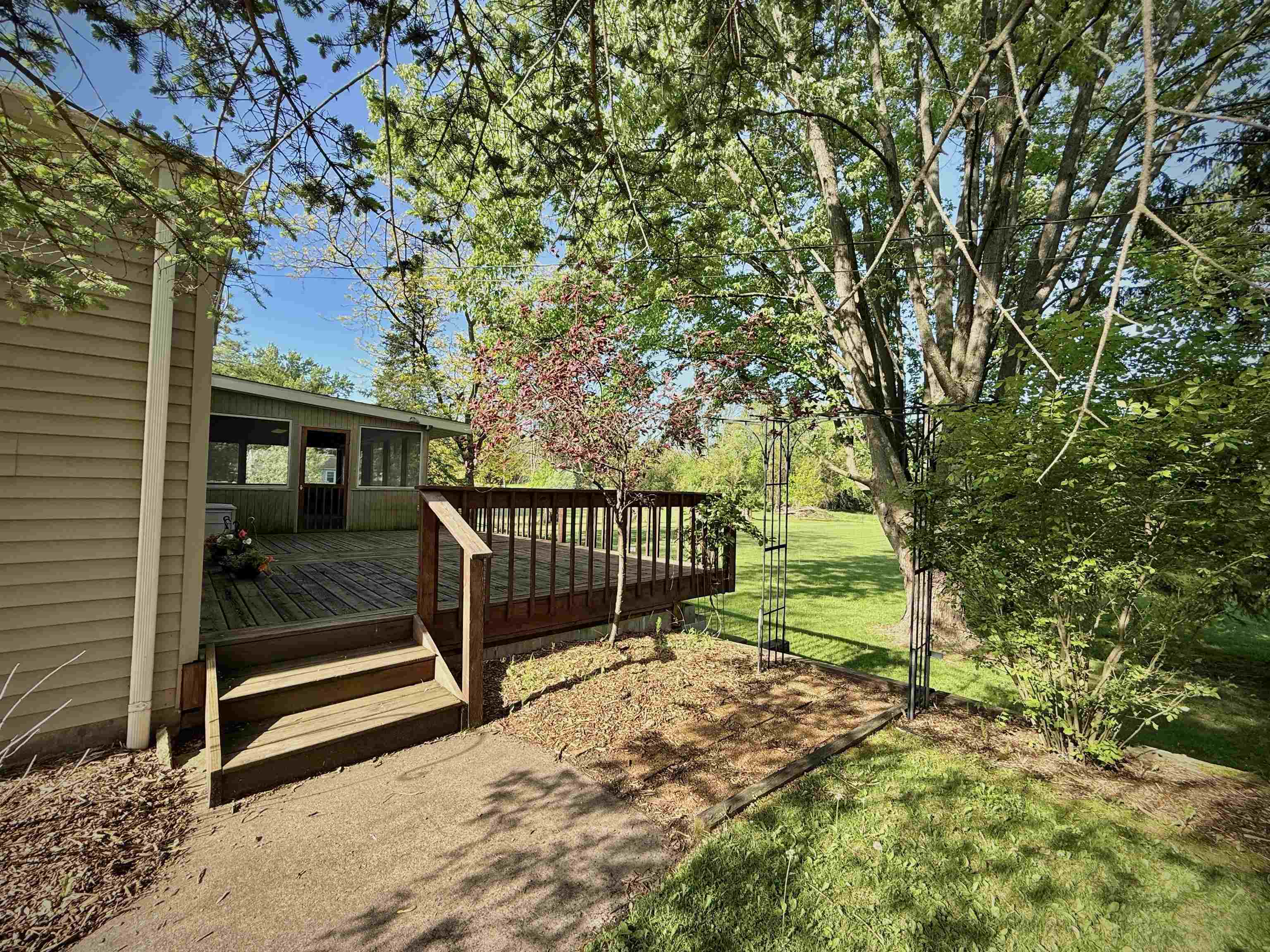 237 North Kossuth Street Berlin, WI 54923 - Photo 74 of 87