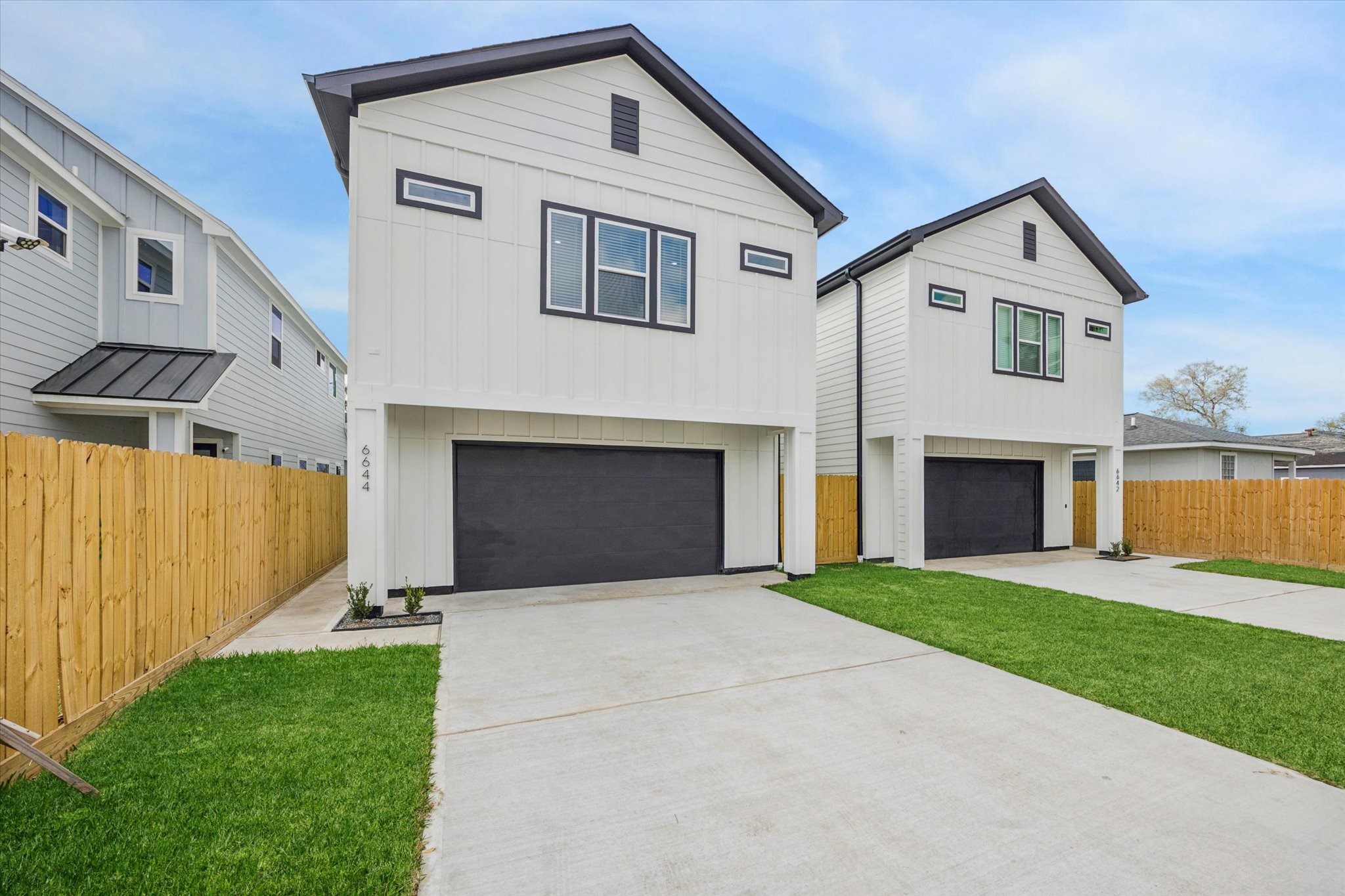 6642 Lozier Street Houston, TX 77021 - Photo 2 of 33