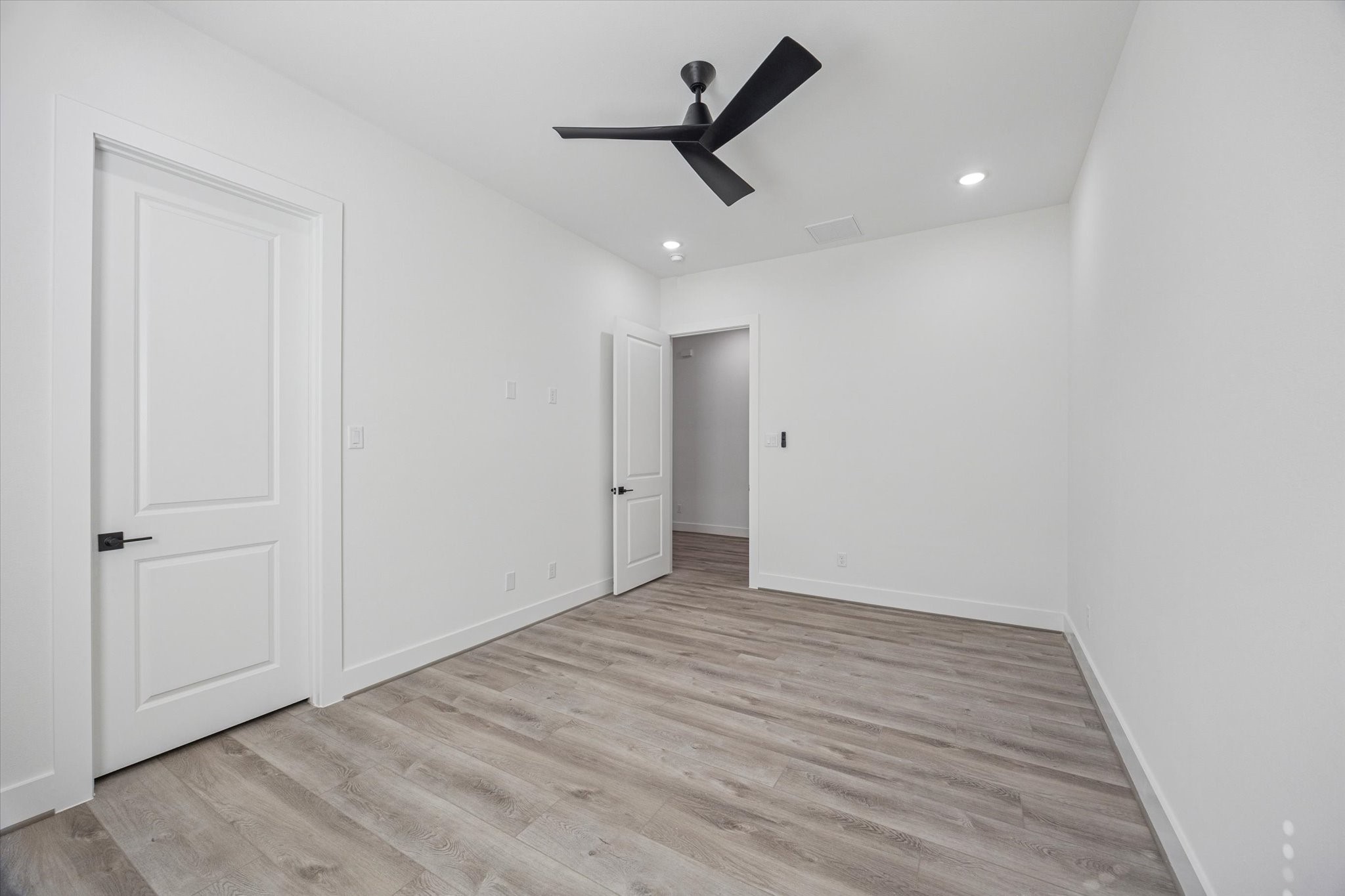 6642 Lozier Street Houston, TX 77021 - Photo 25 of 33 Office/Study