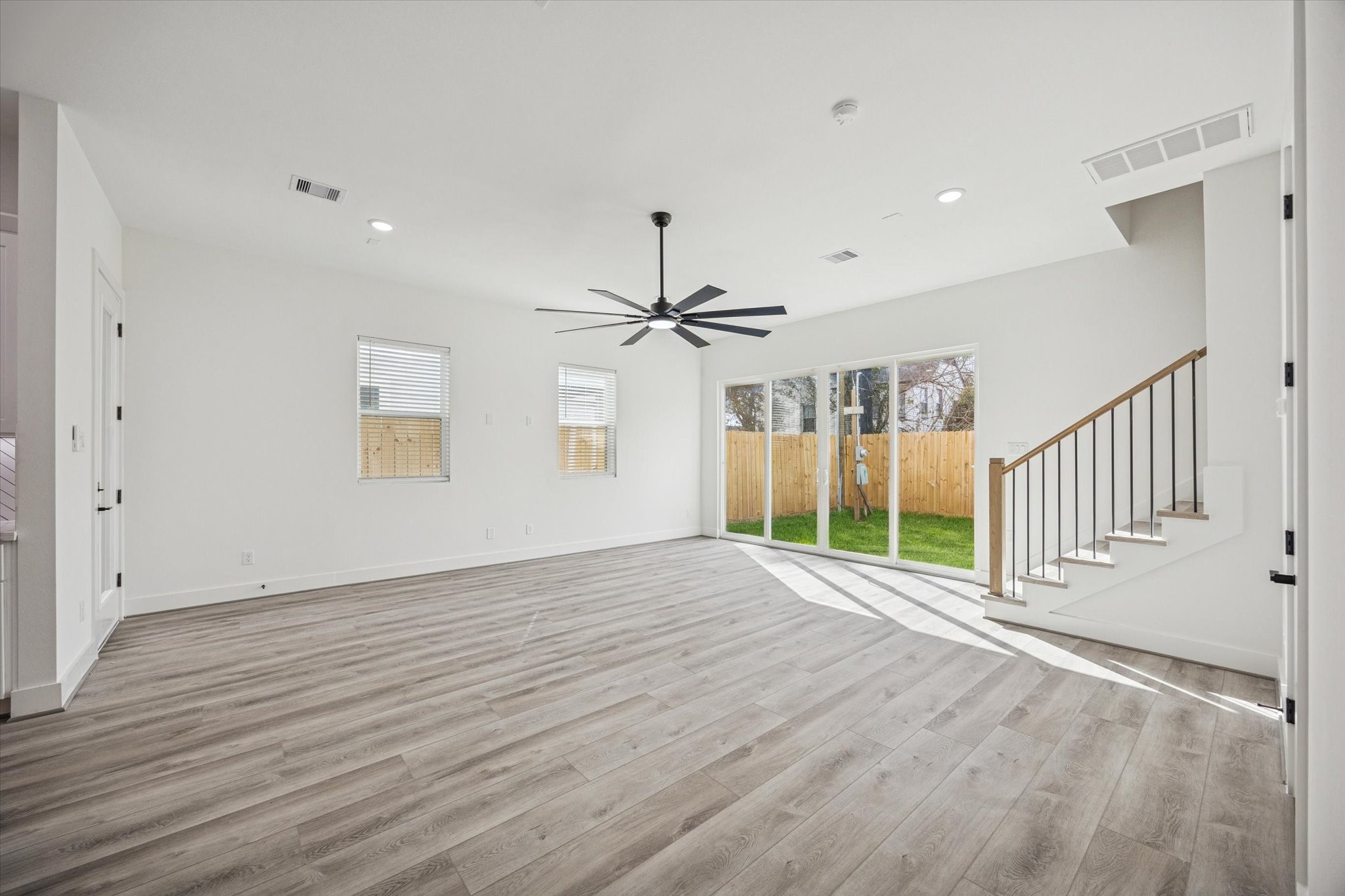 6642 Lozier Street Houston, TX 77021 - Photo 7 of 33