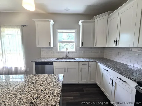 $2,100 | 364 Leach Creek Drive, Raeford, NC 28376