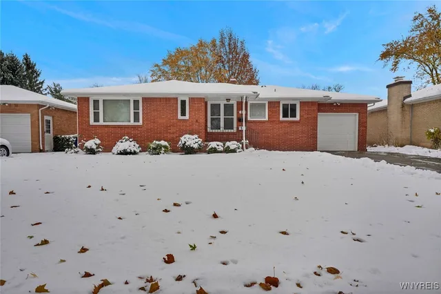 $264,900 | 219 Forest Hill Drive, Amherst, NY 14221