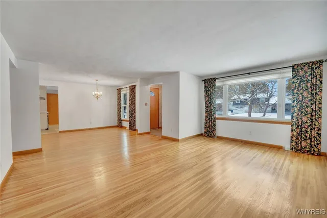 $264,900 | 219 Forest Hill Drive, Amherst, NY 14221