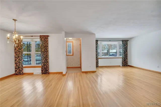 $264,900 | 219 Forest Hill Drive, Amherst, NY 14221