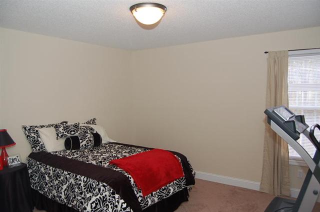 139 Boxwood Lane Anderson, SC 29621 - Photo 14 of 18 Gallery Image 14