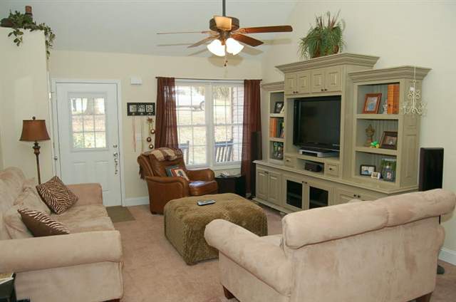 139 Boxwood Lane Anderson, SC 29621 - Photo 8 of 18 Gallery Image 8