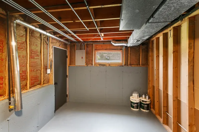 a view of room with lounge chair