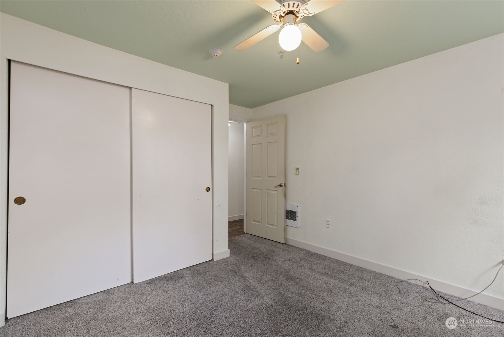 11002 Southeast Petrovitsky Road, Unit E101 Renton, WA 98055 - Photo 23 of 40
