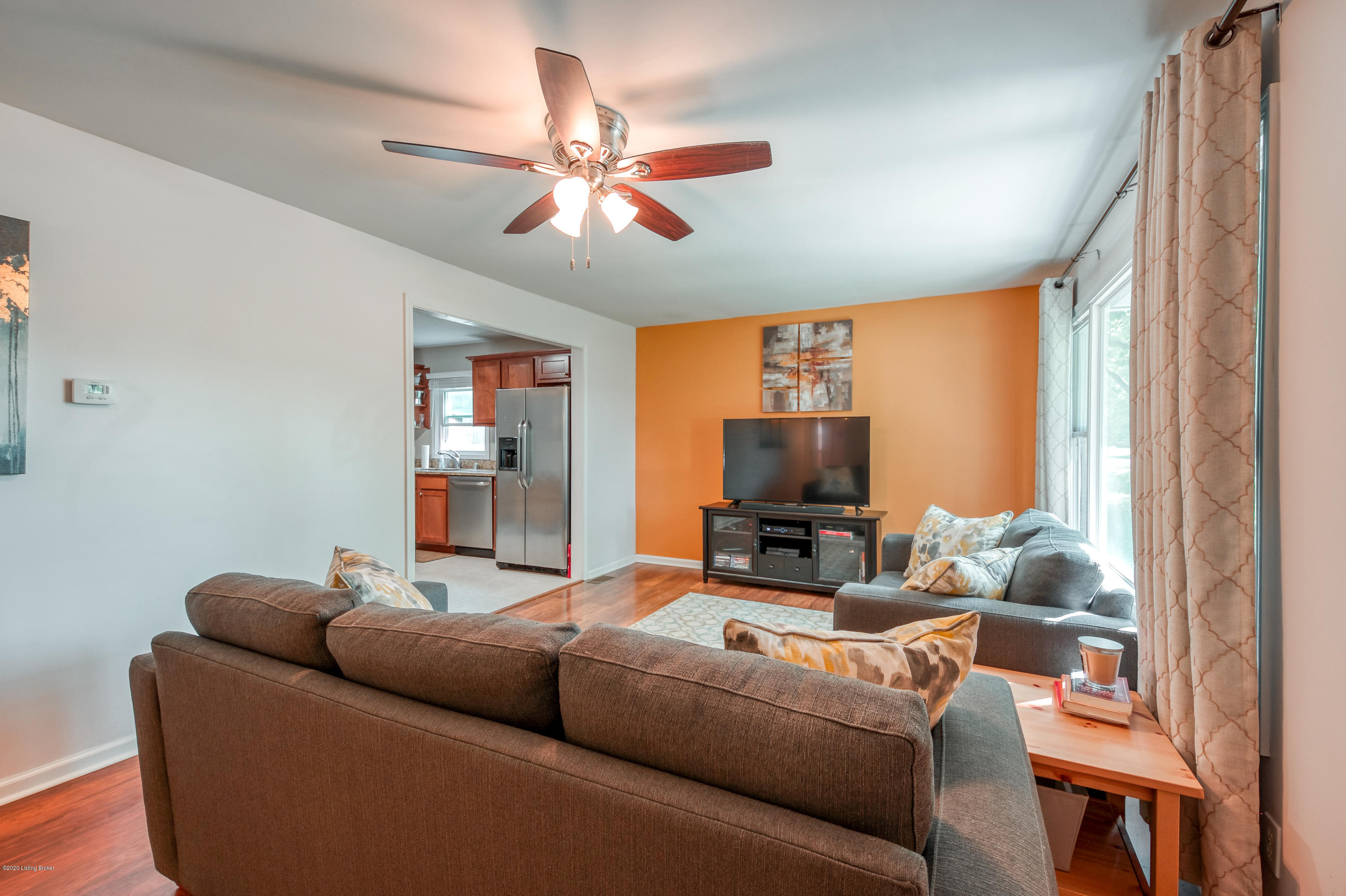 2810 Rio Rita Avenue Louisville, KY 40220 - Photo 2 of 33 HDR_August 05, 2020_Seitz_FCP_0009