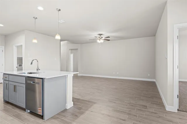 $3,000 | 537 Pickett Creek Drive, Aledo, TX 76008