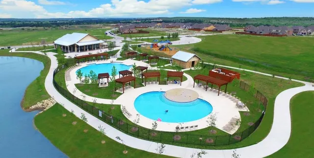 $3,000 | 537 Pickett Creek Drive, Aledo, TX 76008