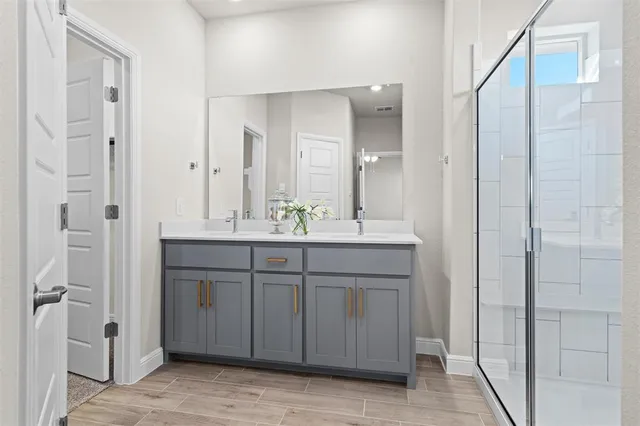 $3,000 | 537 Pickett Creek Drive, Aledo, TX 76008