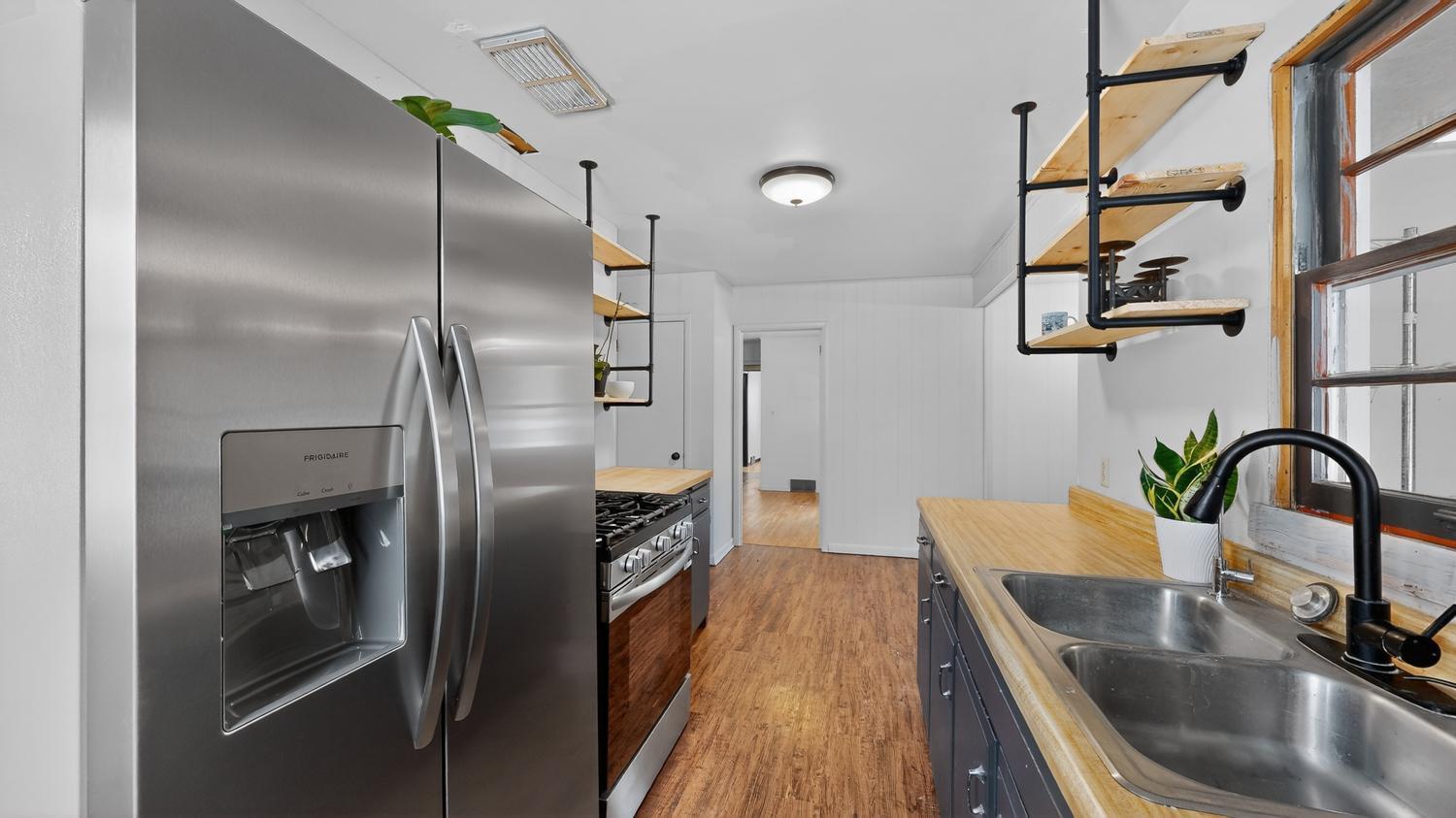 204 Division Street Northeast Chatfield, MN 55923 - Photo 9 of 56