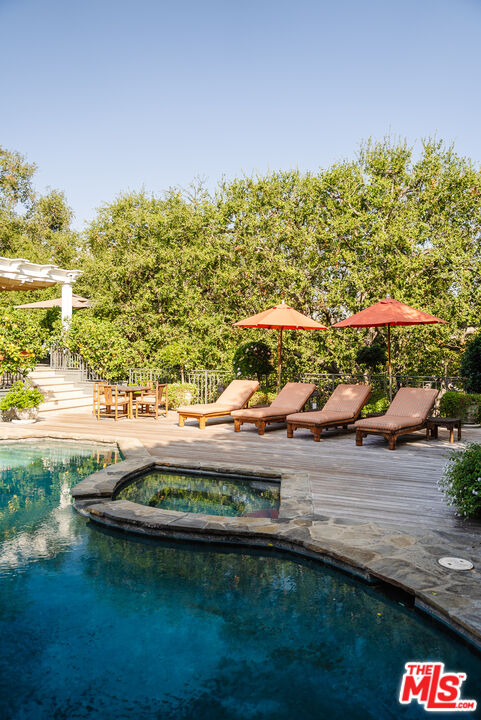 346 North Tigertail Road Los Angeles, CA 90049 - Photo 27 of 45 Gallery Image 27