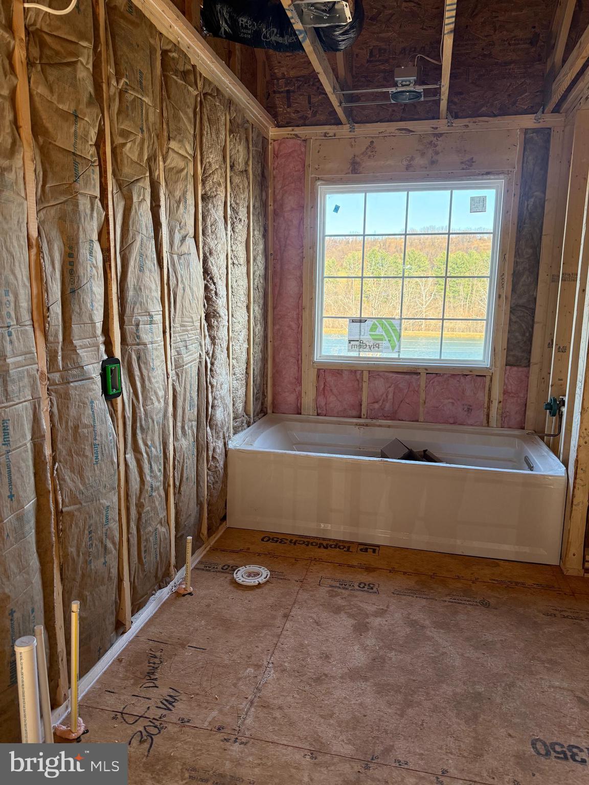 8 Creek Road Front Royal, VA 22630 - Photo 19 of 45 a bathroom with a bathtub and shower