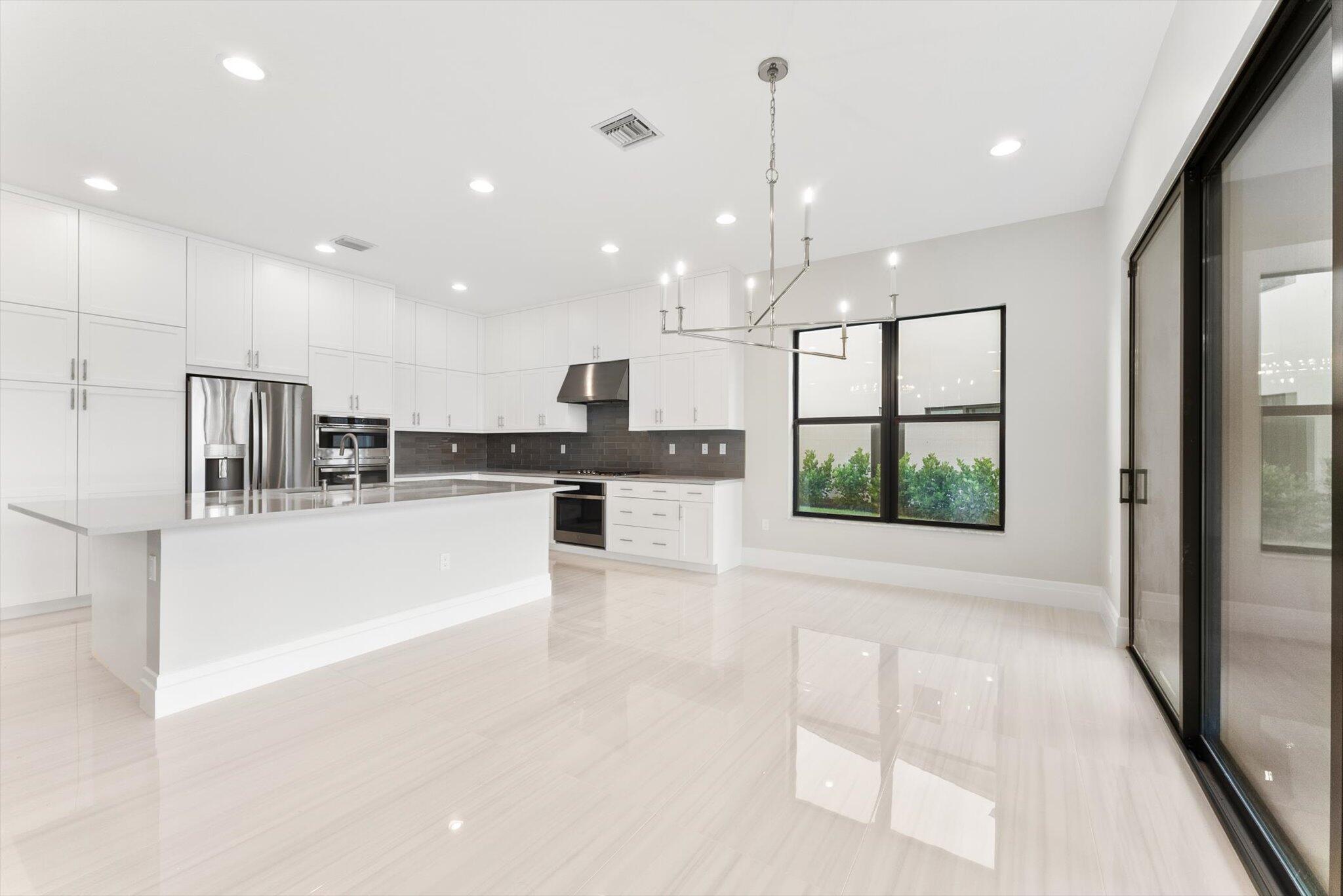 20107 Pacific Dunes Drive Boca Raton, FL 33434 - Photo 16 of 85 Kitchen