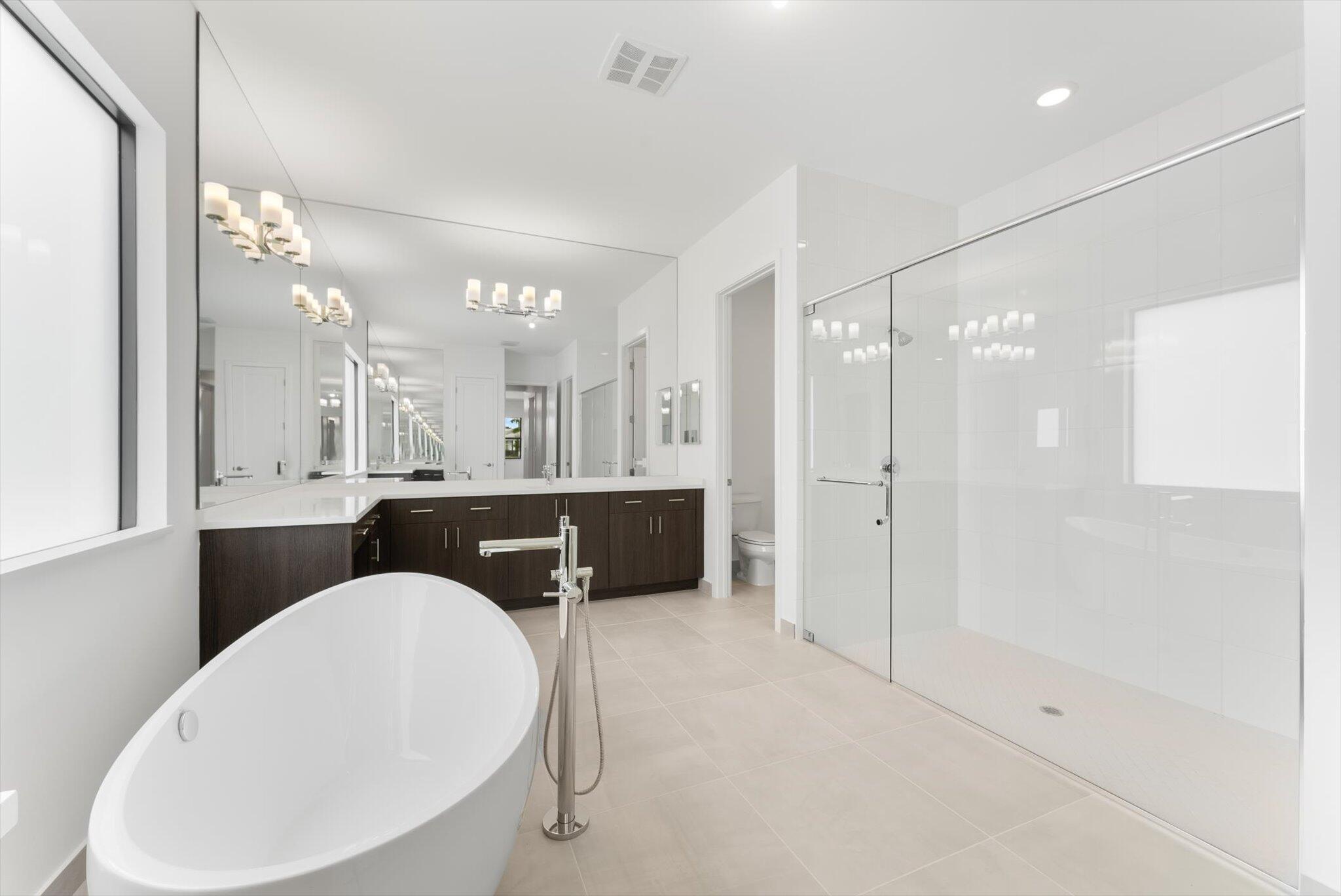 20107 Pacific Dunes Drive Boca Raton, FL 33434 - Photo 27 of 85 Primary Bathroom