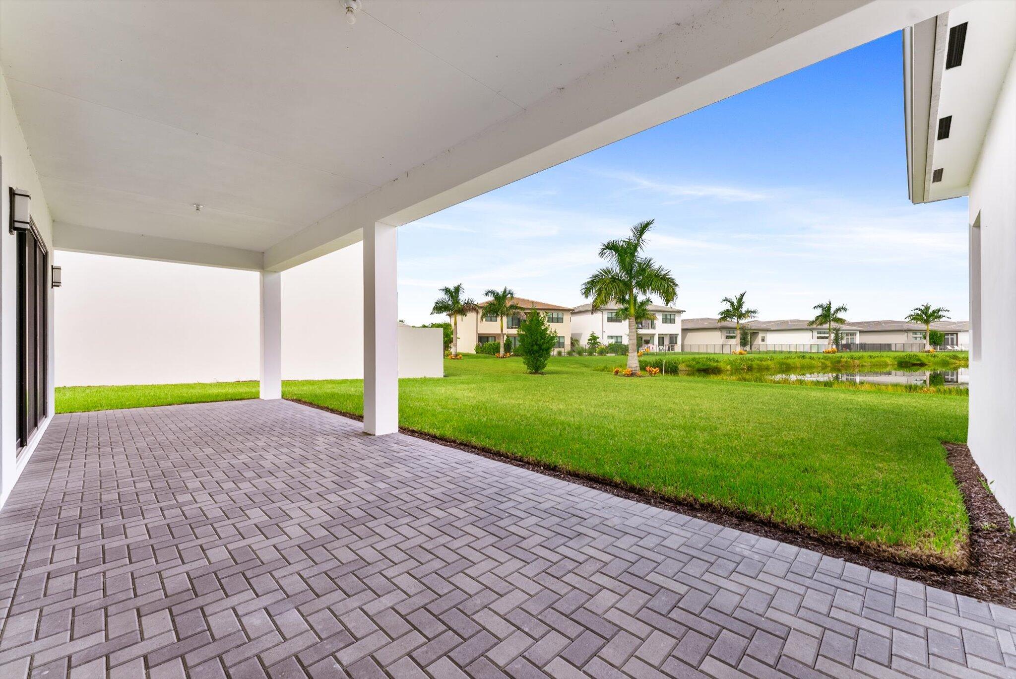 20107 Pacific Dunes Drive Boca Raton, FL 33434 - Photo 58 of 85 a view of a volley ball court