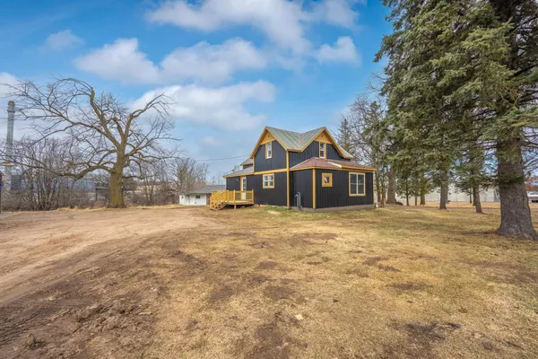 $225,000 | 599 10 1/2 Avenue, Clayton, WI 54004