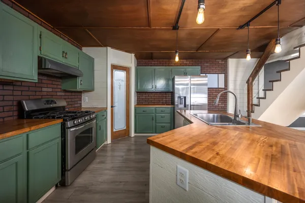 $225,000 | 599 10 1/2 Avenue, Clayton, WI 54004