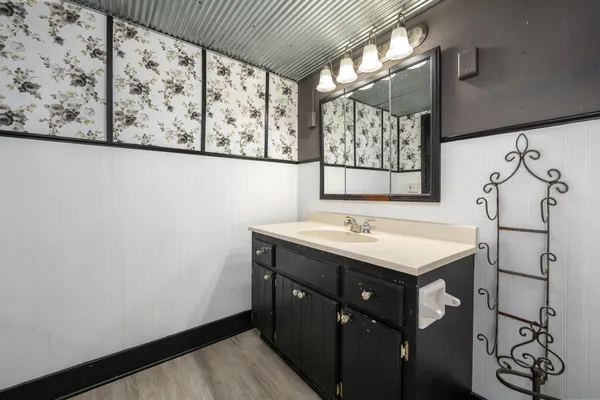 $225,000 | 599 10 1/2 Avenue, Clayton, WI 54004