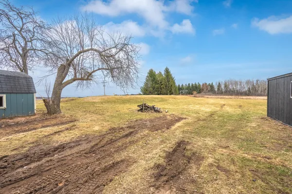 $225,000 | 599 10 1/2 Avenue, Clayton, WI 54004