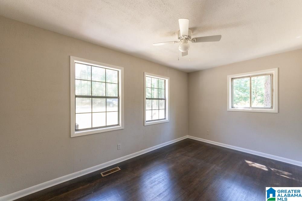 190 Empire Road Hayden, AL 35079 - Photo 11 of 18