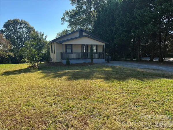 $1,395 | 111 Hillcrest Drive, Bessemer City, NC 28016
