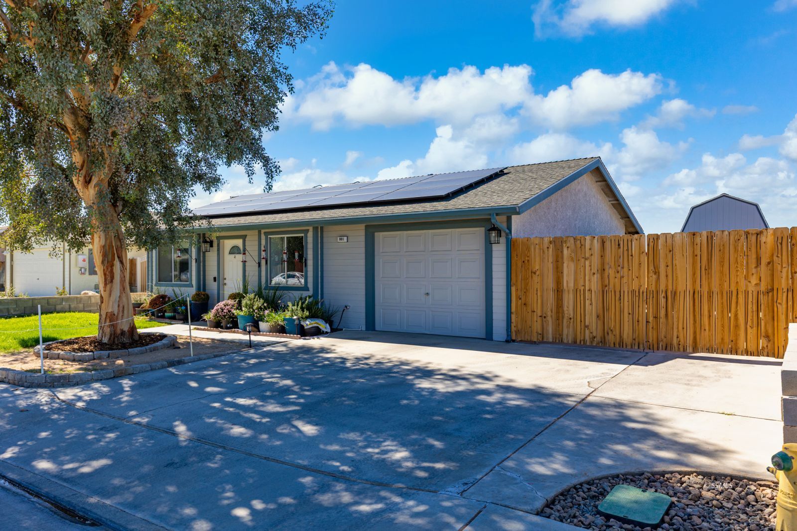 801 South Sunset Street Ridgecrest, CA 93555 - Photo 2 of 33