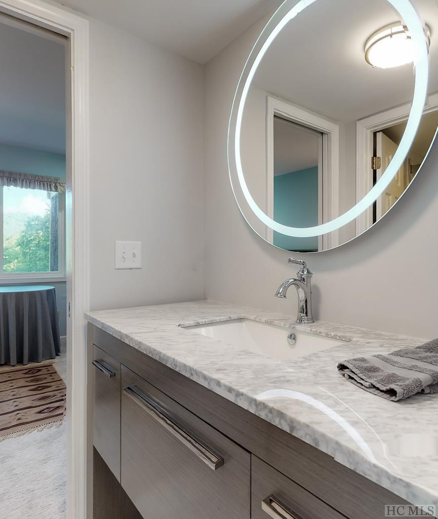 441 Tower Road Sapphire, NC 28774 - Photo 32 of 35 Gallery Image 32