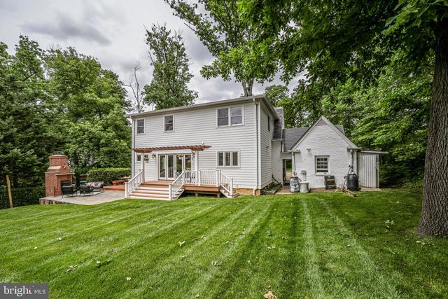 $1,488,500 | 204 MacArthur Road, Alexandria, VA 22305