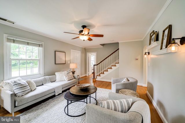 $1,488,500 | 204 MacArthur Road, Alexandria, VA 22305