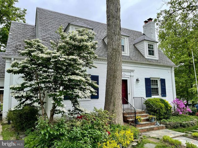 $1,488,500 | 204 MacArthur Road, Alexandria, VA 22305