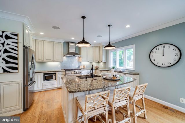 $1,488,500 | 204 MacArthur Road, Alexandria, VA 22305