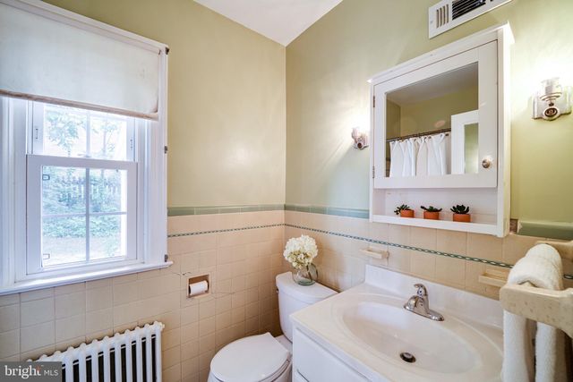 $1,488,500 | 204 MacArthur Road, Alexandria, VA 22305