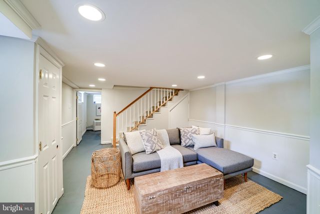 $1,488,500 | 204 MacArthur Road, Alexandria, VA 22305