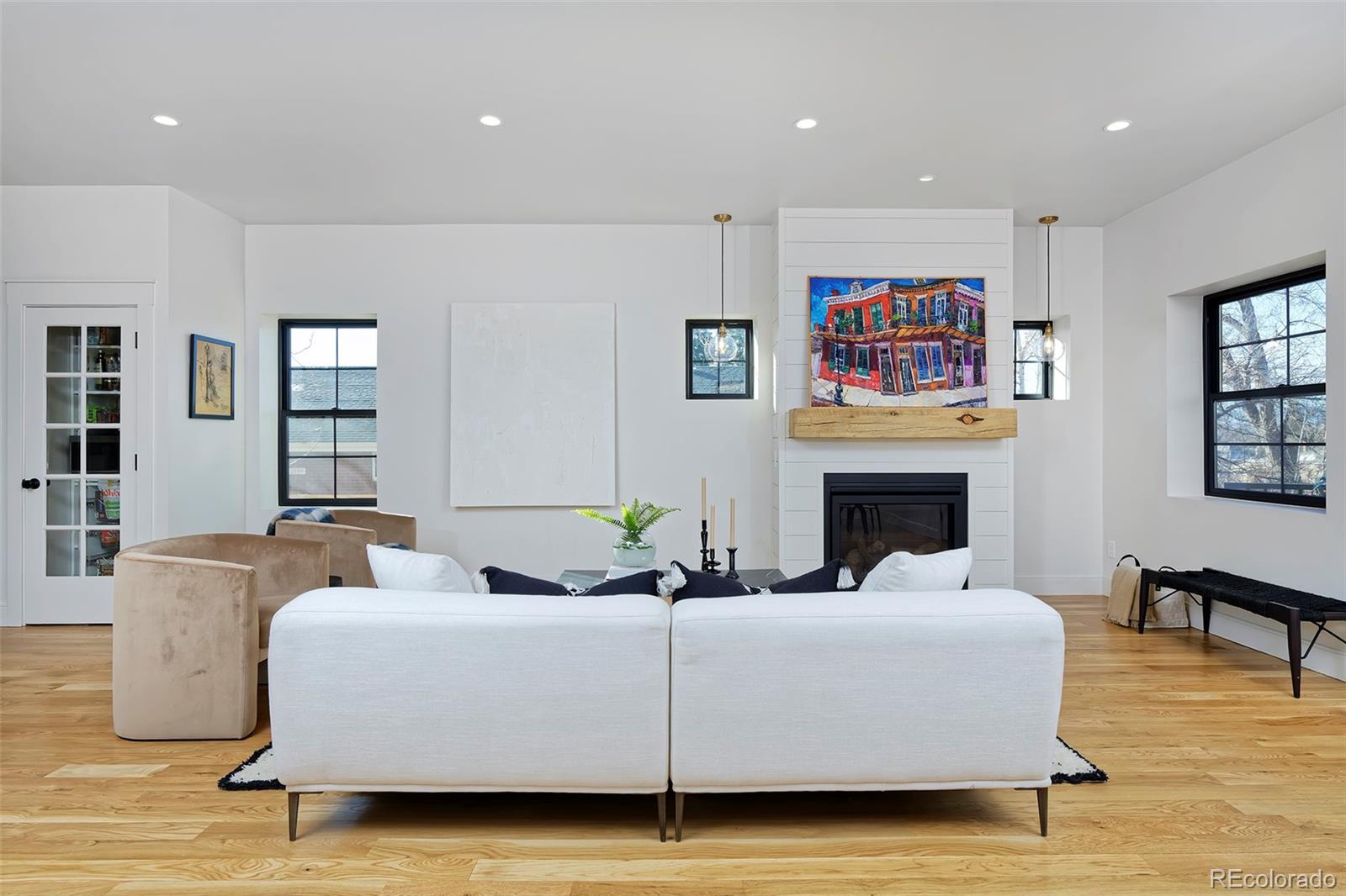 2976 Perry Street Denver, CO 80212 - Photo 4 of 40