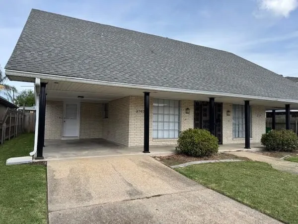 $2,000 | 3707 Saratoga Drive, Metairie, LA 70002