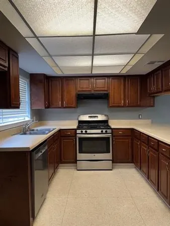 $2,000 | 3707 Saratoga Drive, Metairie, LA 70002